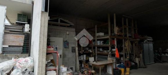 Entrepôt à Barbata, Italy 235m² No. 52485 3