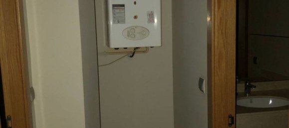  عقار تجاري في Valladolid, Spain 61متر مربع رقم 100349 3