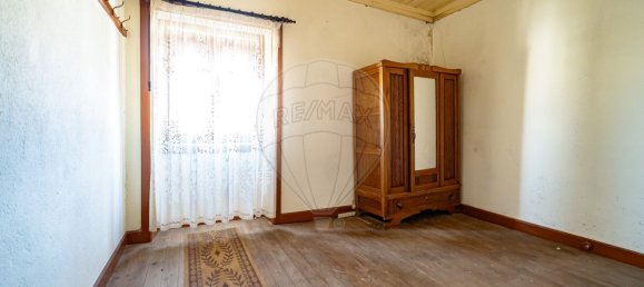 Дом с 3 спальнями в Миранда ду Корву, Португалия № 161781 2