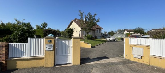 5 bedrooms House in Darney, France No. 252234 2