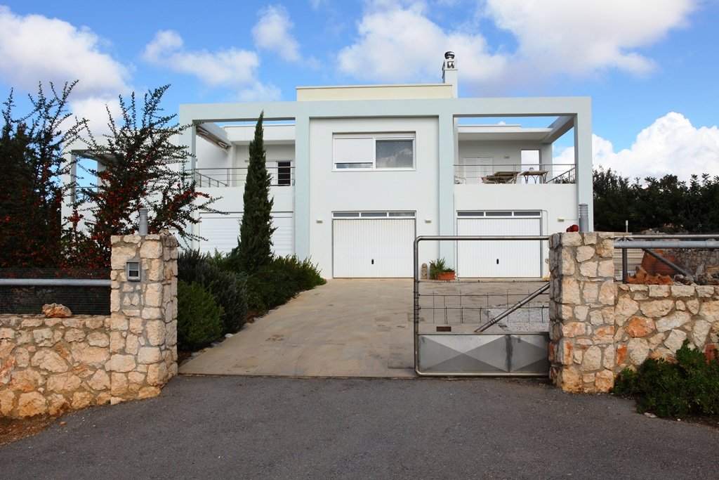 4 bedrooms Villa in Chania, Greece No. 5478