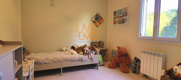 Casa de 3 dormitorios en Saint-Maximin-la-Sainte-Baume, France No. 343631 10