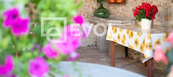 Casa de 4 dormitorios en Udine, Italy No. 20973 21