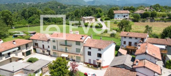 Casa de 4 dormitorios en Udine, Italy No. 20973 29