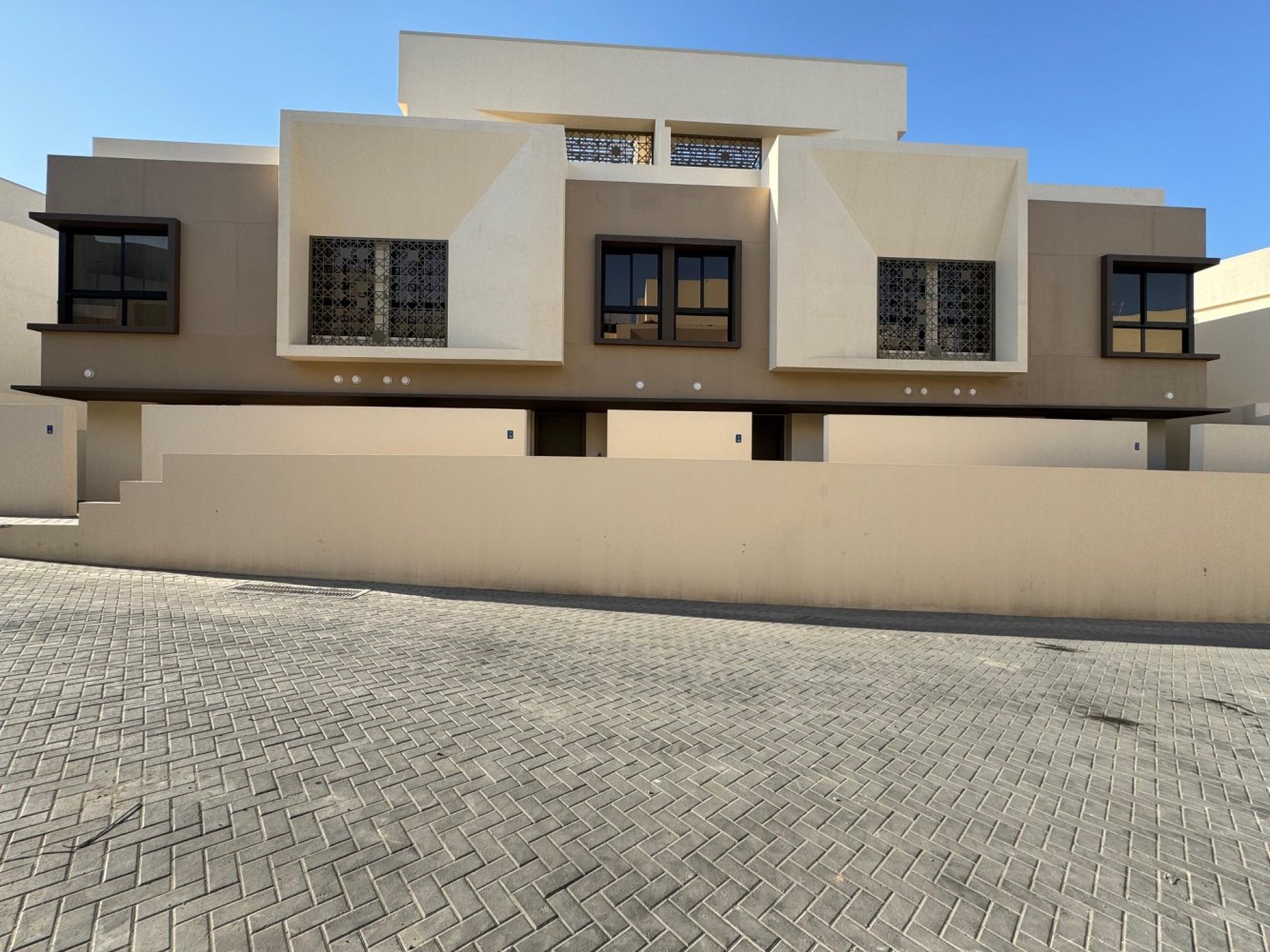 3 bedrooms Villa in Muscat, Oman No. 1118