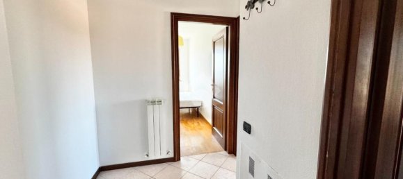 2 bedrooms Apartment in Assisi, Italy No. 50428 11