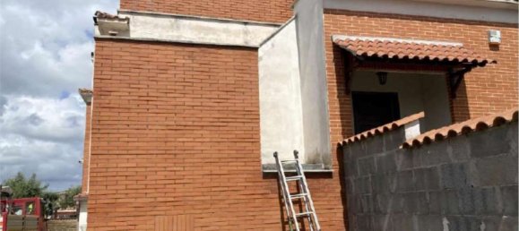 3 rooms Apartment in Pomezia, Italy No. 4519 47