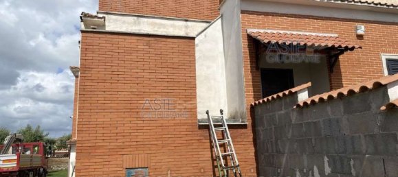 3 rooms Apartment in Pomezia, Italy No. 4519 19