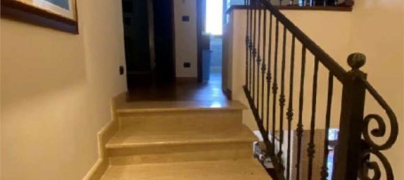 3 rooms Apartment in Pomezia, Italy No. 4519 50