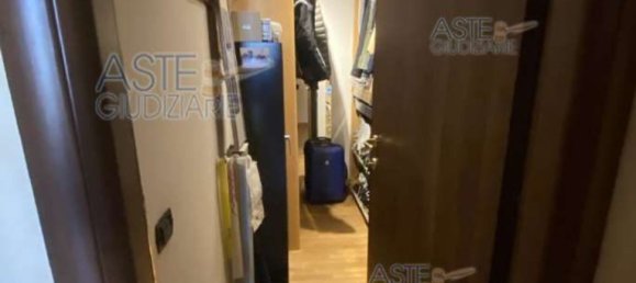 3 rooms Apartment in Pomezia, Italy No. 4519 20