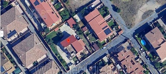 3 rooms Apartment in Pomezia, Italy No. 4519 32