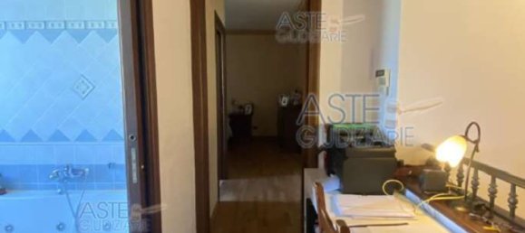3 rooms Apartment in Pomezia, Italy No. 4519 30