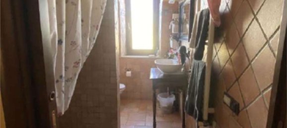 3 rooms Apartment in Pomezia, Italy No. 4519 2