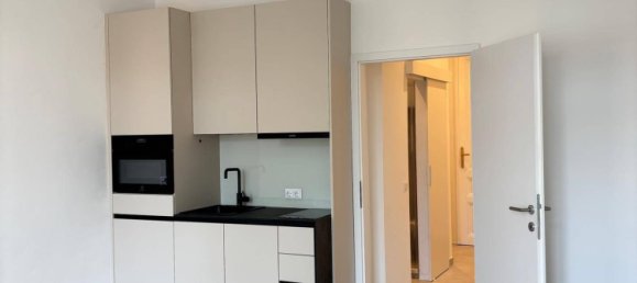 Studio in Hernals, Austria, Nr. 197135 2