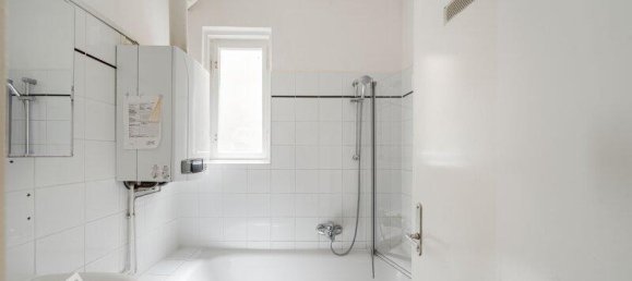 2 rooms Apartment in Favoriten, Austria No. 160233 9