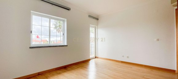 4 bedrooms Duplex in Sintra, Portugal No. 87204 25