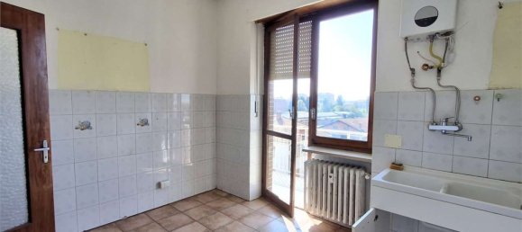 4 chambres Appartement à Santena, Italy No. 339621 6