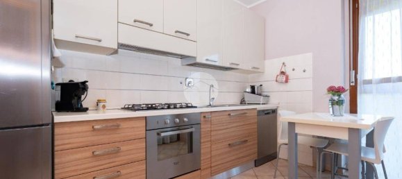 2 bedrooms Apartment in Caselle Torinese, Italy No. 267841 5