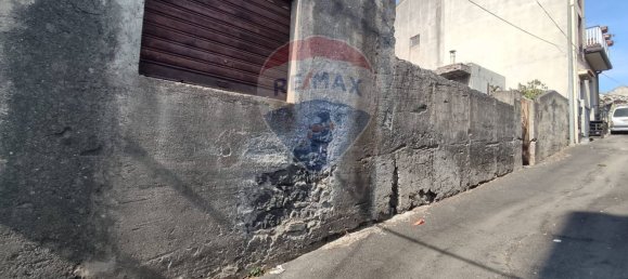 3 Schlafzimmer Haus in Belpasso, Italy, Nr. 169783 7