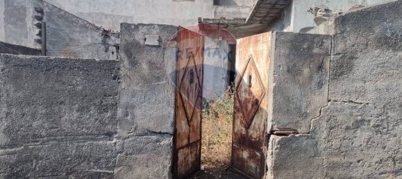 3 Schlafzimmer Haus in Belpasso, Italy, Nr. 169783 10