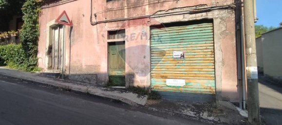 3 Schlafzimmer Haus in Belpasso, Italy, Nr. 169783 3