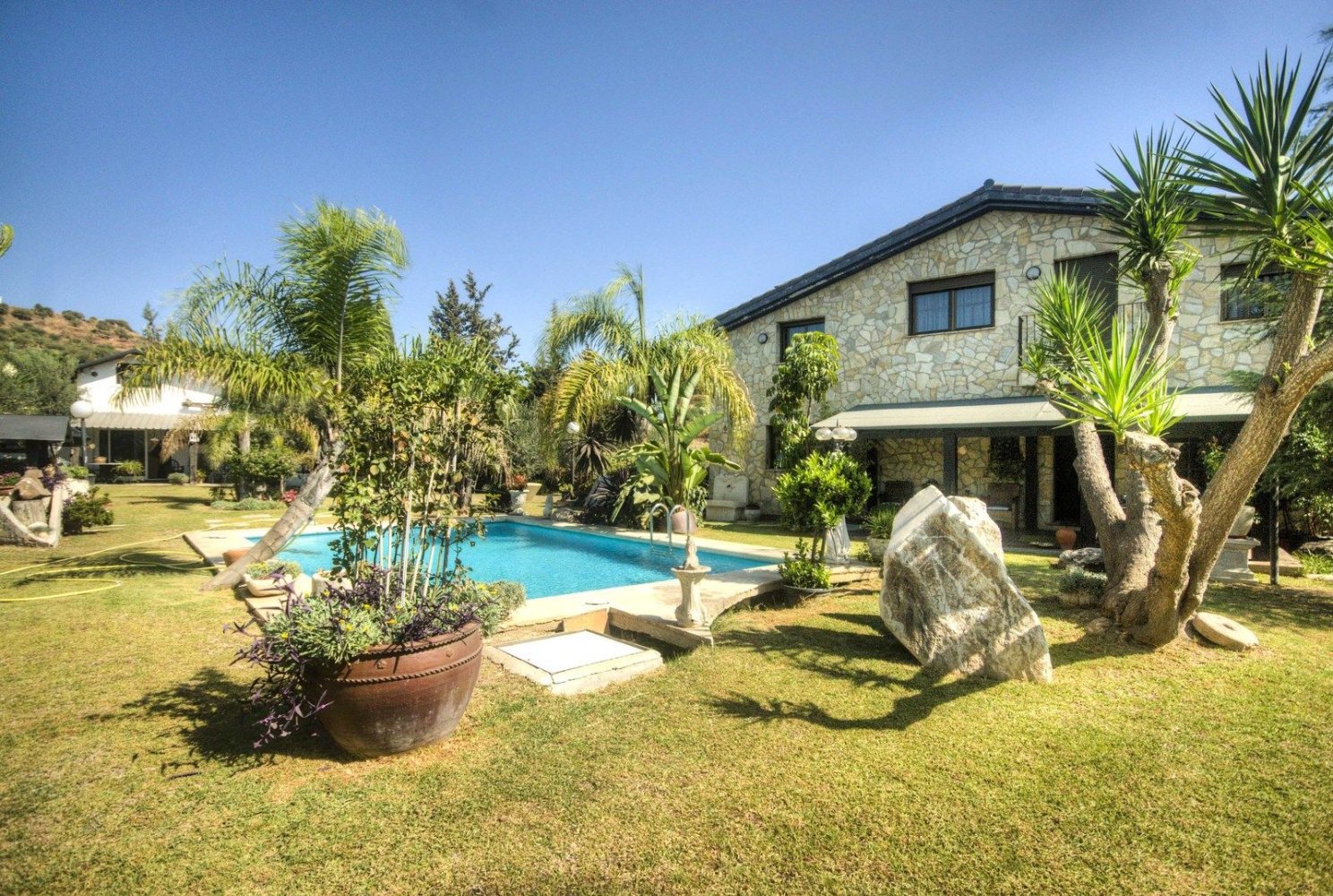 5 Schlafzimmer Villa in Coin, Spain, Nr. 88711