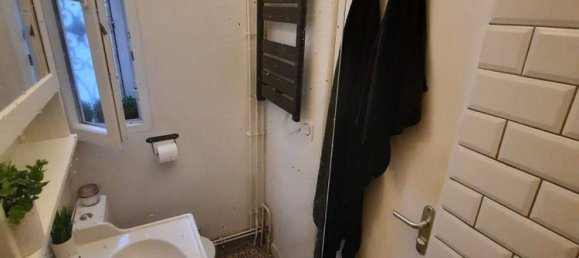 Studio in Paris, France, Nr. 327811 3