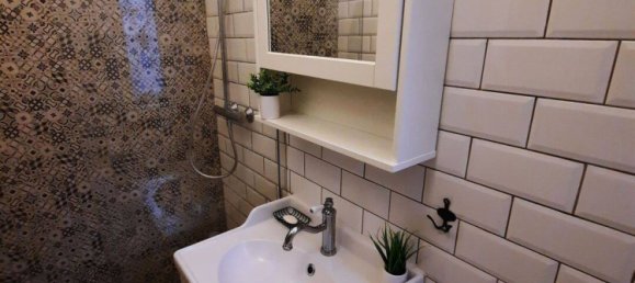 Studio in Paris, France, Nr. 327811 2