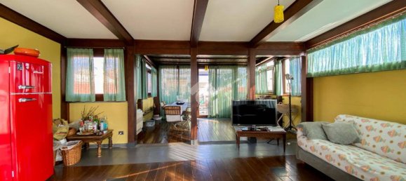 Apartamento de 3 dormitorios en Messina, Italy No. 86470 25