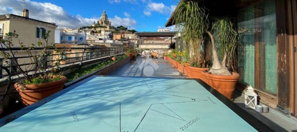 Apartamento de 3 dormitorios en Messina, Italy No. 86470 5