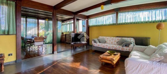 Apartamento de 3 dormitorios en Messina, Italy No. 86470 24