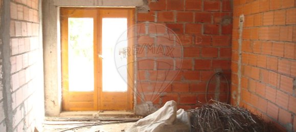 3 bedrooms House in Castelo Rodrigo, Portugal No. 23978 7