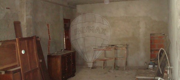 3 bedrooms House in Castelo Rodrigo, Portugal No. 23978 13