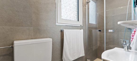 Adosado de 4 dormitorios en Aurich, Germany No. 239790 19