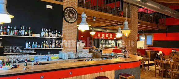 Imóvel comercial de 2 divisões em Verona, Italy N.º 201986 48