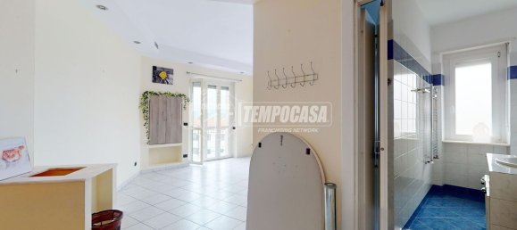 2 rooms Apartment in Settimo Torinese, Italy No. 49725 9