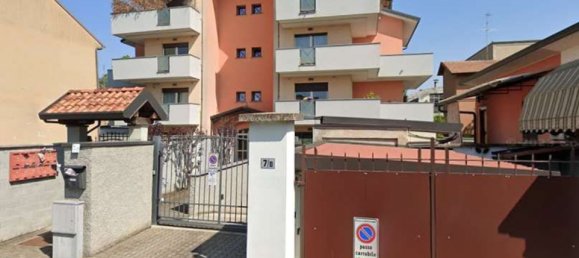 Apartamento de 3 divisões em Abbiategrasso, Italy N.º 2530 17
