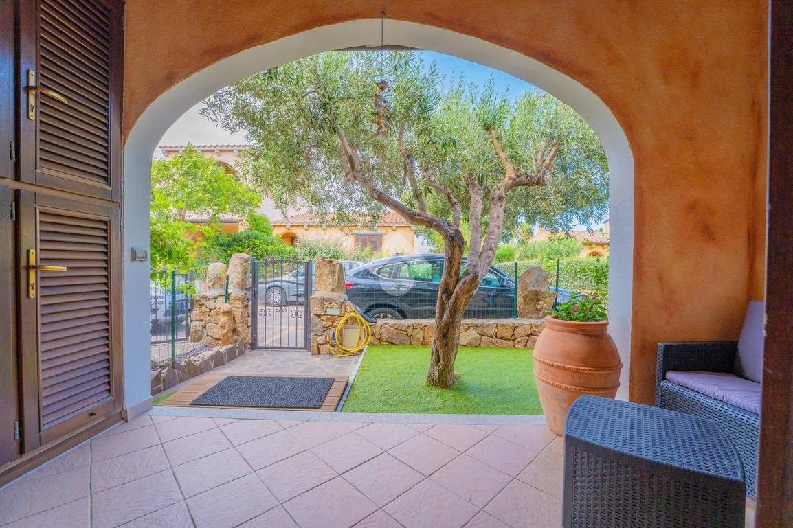 2 bedrooms House in San Teodoro, Italy No. 338484