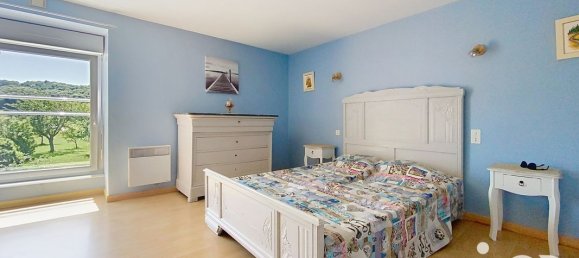 3 bedrooms House in Roz-sur-Couesnon, France No. 330192 7