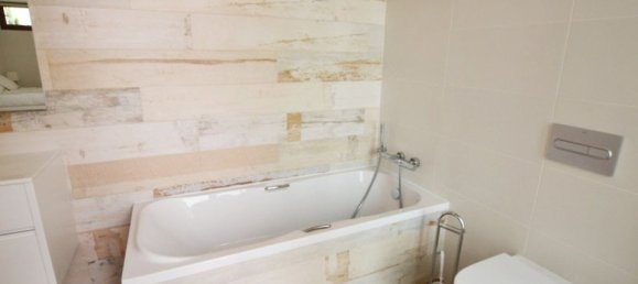 4 bedrooms Townhouse in Alicante, Spain No. 185146 14