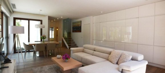 4 bedrooms Townhouse in Alicante, Spain No. 185146 4