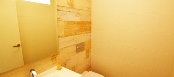 4 bedrooms Townhouse in Alicante, Spain No. 185146 13