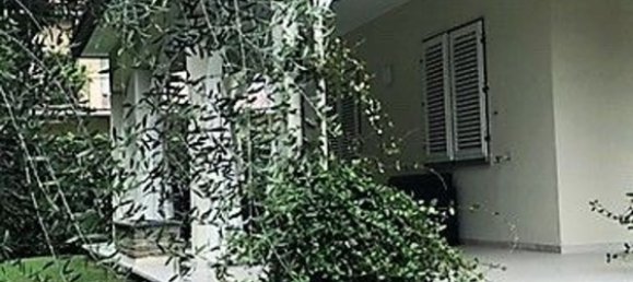 5 bedrooms Villa in Massa, Italy No. 316750 5