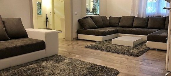 5 bedrooms Villa in Massa, Italy No. 316750 9