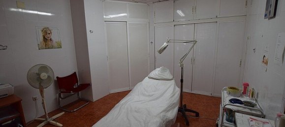 1 bedroom Commercial property in Torrevieja, Spain No. 14439 9