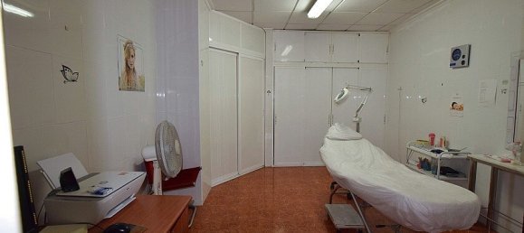 1 bedroom Commercial property in Torrevieja, Spain No. 14439 10