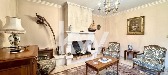 4 bedrooms House in Laventie, France No. 153736 3