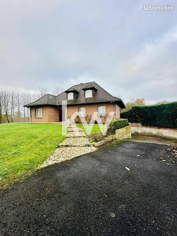 4 bedrooms House in Laventie, France No. 153736