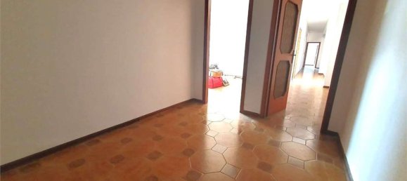 Apartamento de 5 habitaciónes en Syracuse, Italy No. 250605 4