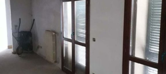 3 rooms Apartment in Pavia, Italy No. 195450 30